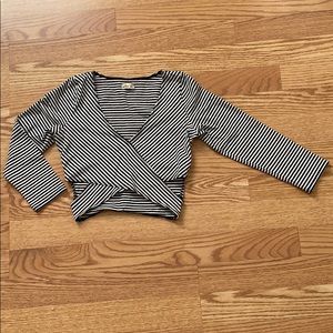 Girls Long Sleeve Crop Top Cut Outs Black White XS